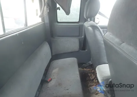 1992 Dodge Dakota из США, поврежденный, VIN 1B7FL23X1NS640431